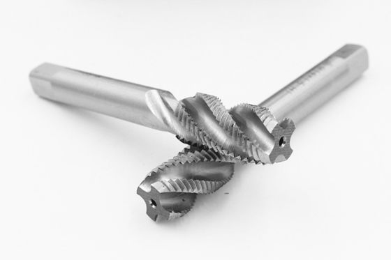 Dobra cena. 3 Flutes Maszyna Tap Bright M12x1 0 Tap Spiral Fluted Tap Solid Carbide Wewnętrzne chłodzenie w sieci